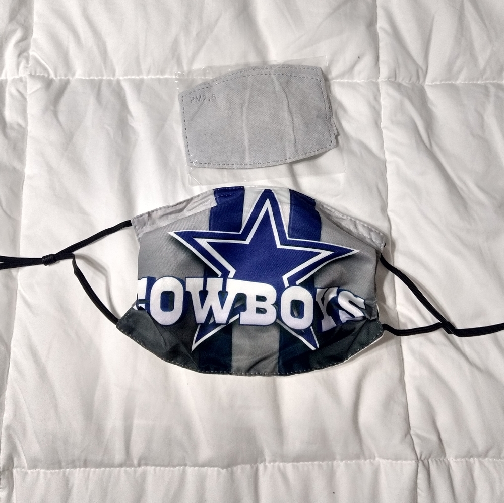 Dallas Cowboys mask with filters